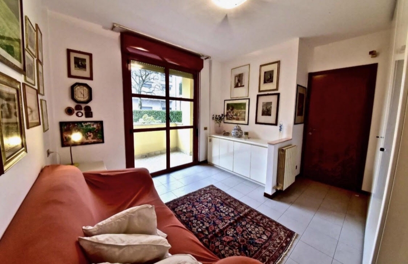 Trilocale arredato con giardino € 950 libero da maggio